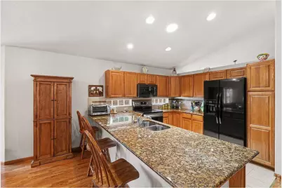 2116 36th Ave, Greeley, CO 80634 - Photo 3