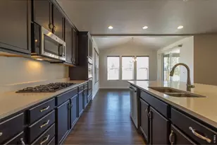 286 Western Sky Cir, Longmont, CO 80501 - Photo 5
