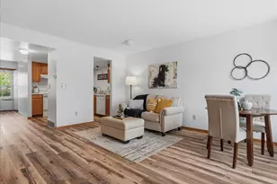 244 E 42nd St, Loveland, CO 80538 - Photo 5