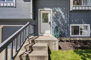2185 Hackberry Cir, Longmont, CO 80501 - Photo 3