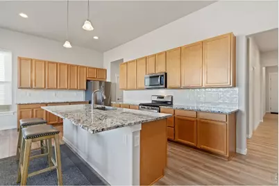 4281 Bluffview Dr, Loveland, CO 80537 - Photo 5