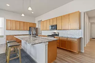 4281 Bluffview Dr, Loveland, CO 80537 - Photo 5