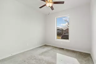 4281 Bluffview Dr, Loveland, CO 80537 - Photo 31