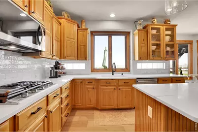 8276 Sand Dollar Dr, Windsor, CO 80528 - Photo 9