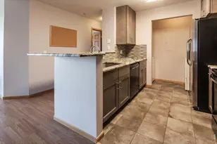 2226 W Elizabeth St, Fort Collins, CO 80521 - Photo 9