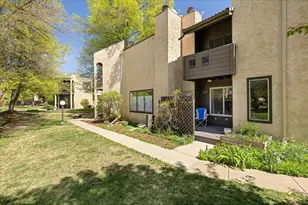 2939 Shady Hollow E, Boulder, CO 80304 - Photo 3