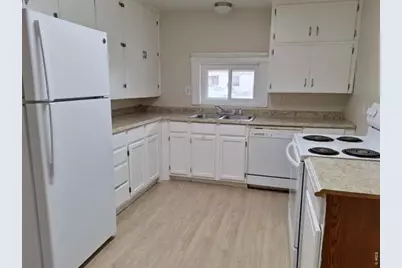 430 Walnut St, Sterling, CO 80751 - Photo 3