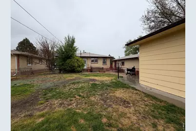 107 Magnolia Ln, Sterling, CO 80751 - Photo 9