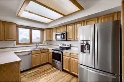 557 Trailwood Cir, Windsor, CO 80550 - Photo 7
