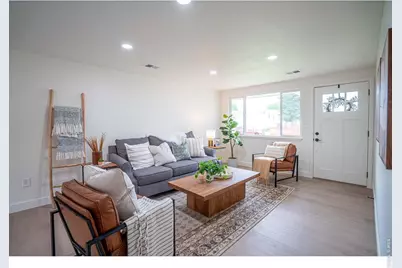 1640 Cheyenne Ave, Loveland, CO 80538 - Photo 5