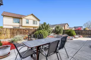 2116 Addie Rose Ln, Longmont, CO 80501 - Photo 37