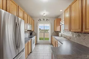 4025 Empire St, Evans, CO 80620 - Photo 7