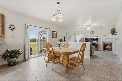4025 Empire St, Evans, CO 80620 - Photo 9