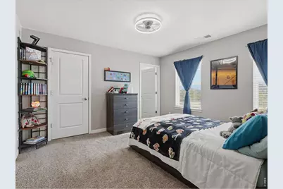 1929 Covered Bridge Pkwy, Windsor, CO 80550 - Photo 23