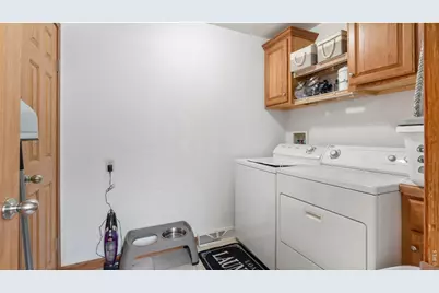 662 S Carriage Dr, Milliken, CO 80543 - Photo 21