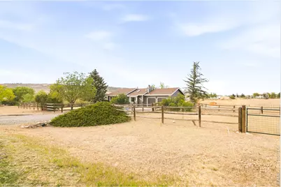 5308 Beverly Dr, Berthoud, CO 80513 - Photo 3