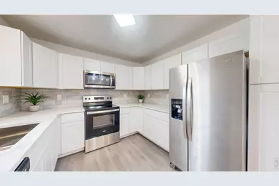 1704 6th St, Greeley, CO 80631 - Photo 9