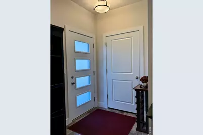 694 Stonebridge Dr, Longmont, CO 80503 - Photo 3