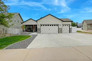 3105 67th Ave Pl, Greeley, CO 80634 - Photo 3