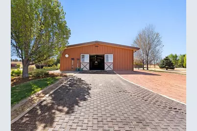 15383 E County Line Rd, Berthoud, CO 80513 - Photo 9