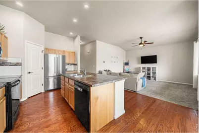 10318 17th St, Greeley, CO 80634 - Photo 11