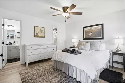 4827 White Rock Cir #E, Boulder, CO 80301 - Photo 3