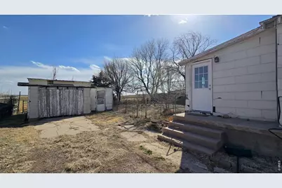 19140 Chambers Dr, Sterling, CO 80751 - Photo 17