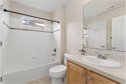 2205 Creekside Dr, Longmont, CO 80504 - Photo 35