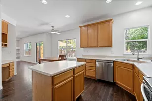 1526 Prairie Song Pl, Longmont, CO 80504 - Photo 11