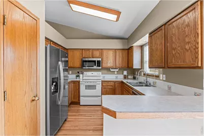 3102 49th Ave Ct, Greeley, CO 80634 - Photo 9