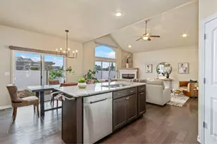 885 Shirttail Peak Dr, Windsor, CO 80550 - Photo 3
