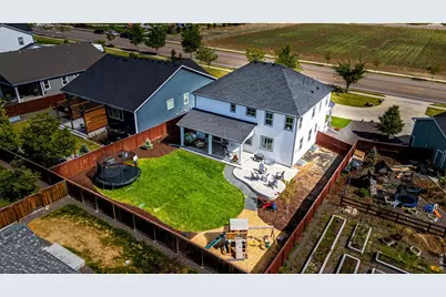 1766 Bounty Dr, Windsor, CO 80550 - Photo 45