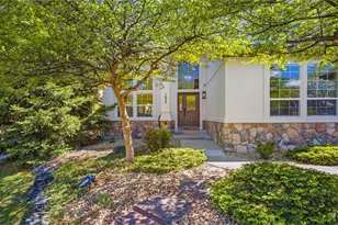 1657 Stardance Cir, Longmont, CO 80504 - Photo 3