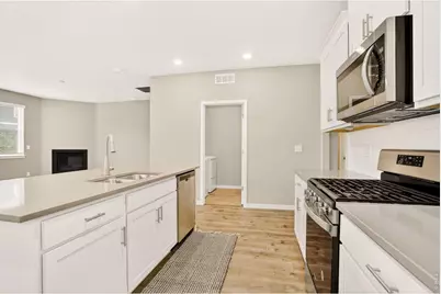 1944 Thundercloud Dr, Windsor, CO 80550 - Photo 13