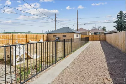 3696 Magnolia St, Denver, CO 80207 - Photo 25