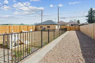 3696 Magnolia St, Denver, CO 80207 - Photo 25