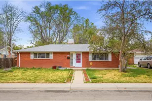 1119 Bross St, Longmont, CO 80501 - Photo 1