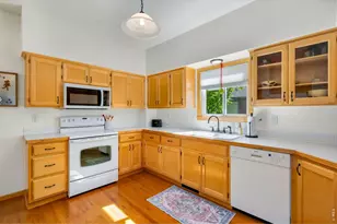 214 E Colorado Ave, Berthoud, CO 80513 - Photo 11