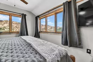 500 Bulwark Ridge Dr, Glen Haven, CO 80532 - Photo 17
