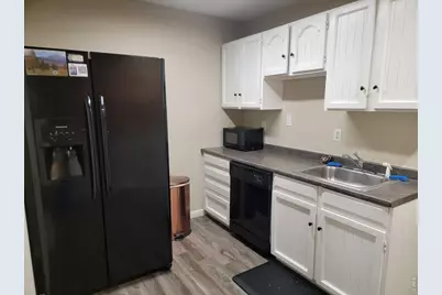 1155 S Main St, Longmont, CO 80501 - Photo 3