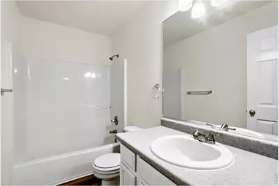 3932 Falcon Ln, Evans, CO 80620 - Photo 15