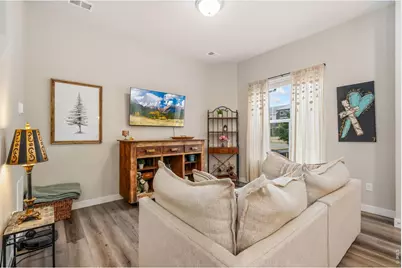 4194 S Park Dr, Loveland, CO 80538 - Photo 5