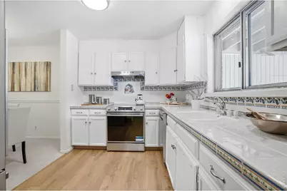 1466 Greenbriar Blvd, Boulder, CO 80305 - Photo 13