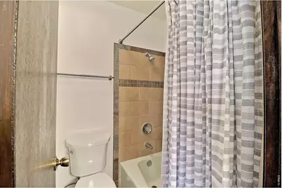 1910 29th Ave, Greeley, CO 80634 - Photo 21