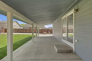 515 E 29th St Dr, Greeley, CO 80631 - Photo 33