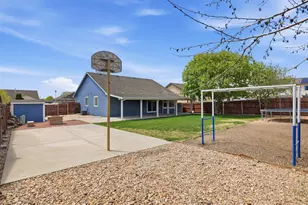 515 E 29th St Dr, Greeley, CO 80631 - Photo 35