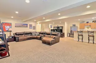 6123 W 8th St, Greeley, CO 80634 - Photo 33