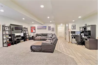6123 W 8th St, Greeley, CO 80634 - Photo 37