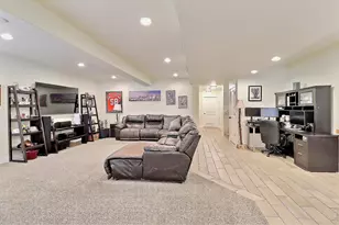 6123 W 8th St, Greeley, CO 80634 - Photo 37