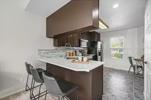949 Reynolds Farm Ln, Longmont, CO 80503 - Photo 9
